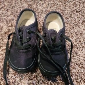 All Black Vans-Size 3.5(Baby)